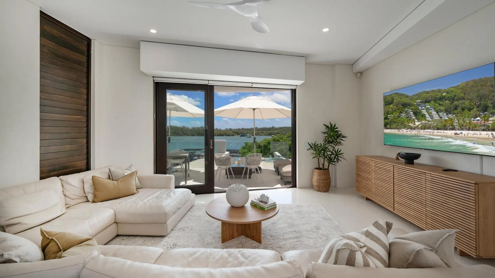 Luxury Riverside Escape Noosaville 0*,  Australia